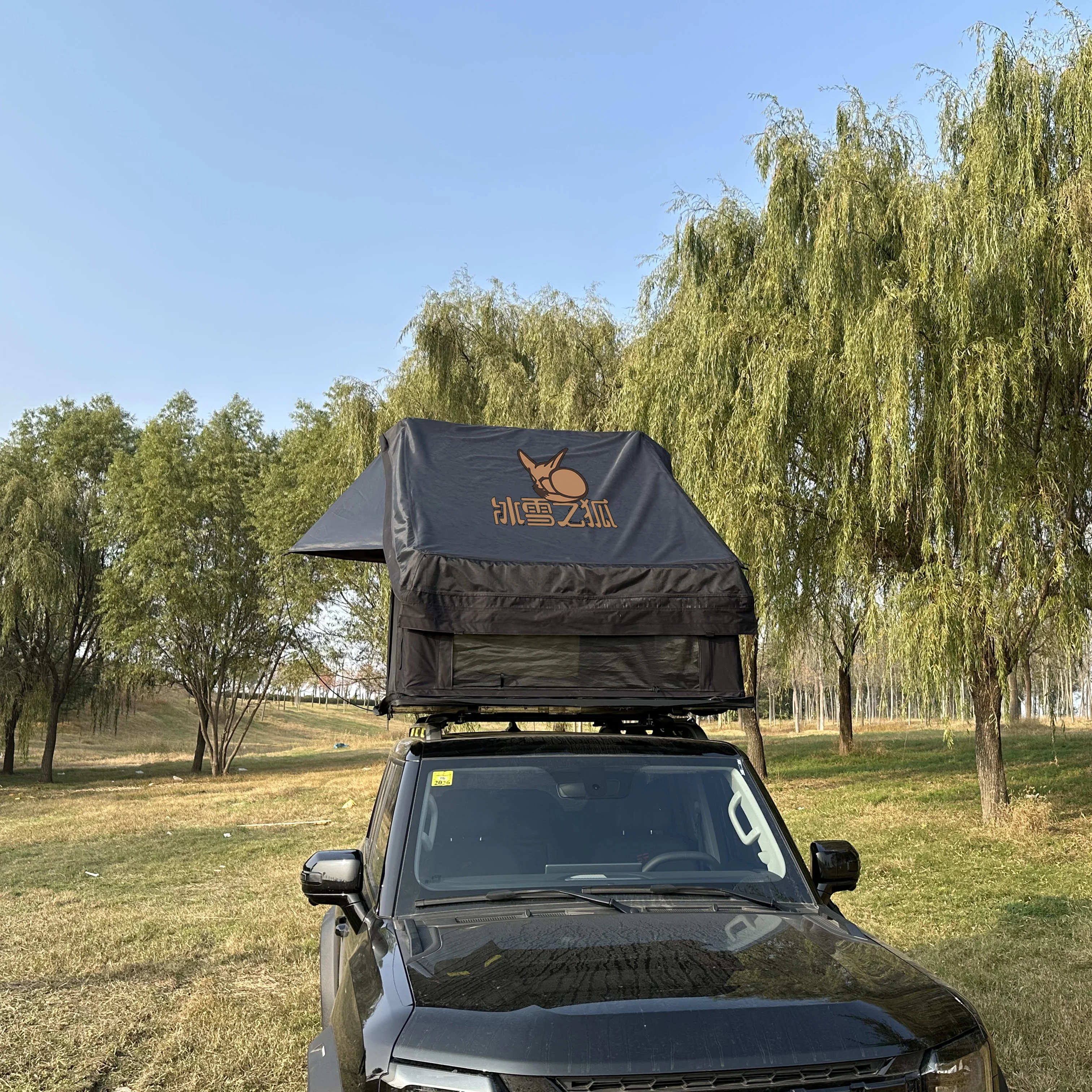 Factory Wholesale lightweight Inflatable Air Roof Top Tent Durable Camping Inflatable Roof Top Tent for Sale