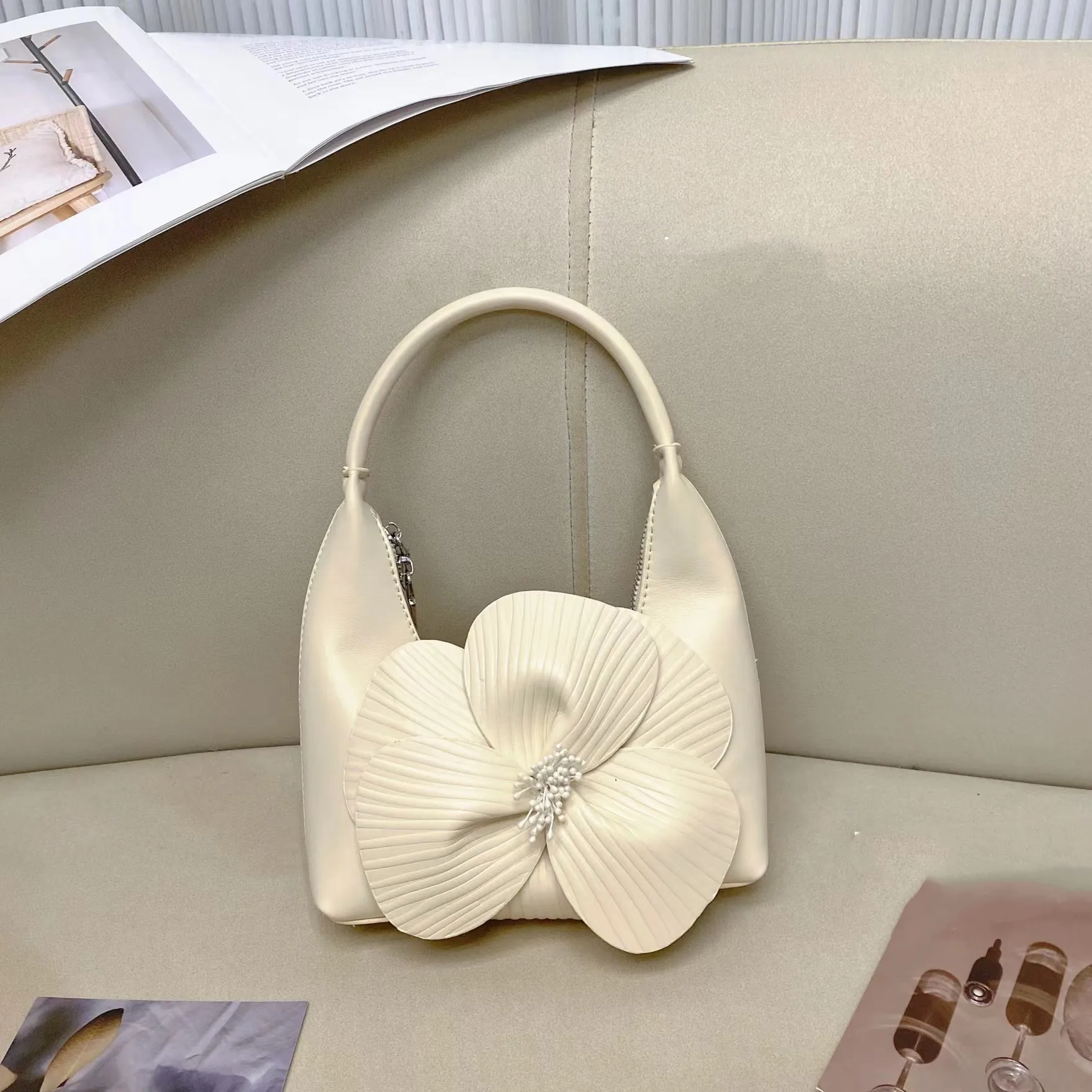 New Arrival Women French style Floral Tote Bag with Creative Flower Design Handbag Purse Single Shoulder Crossbody Chain Bag
