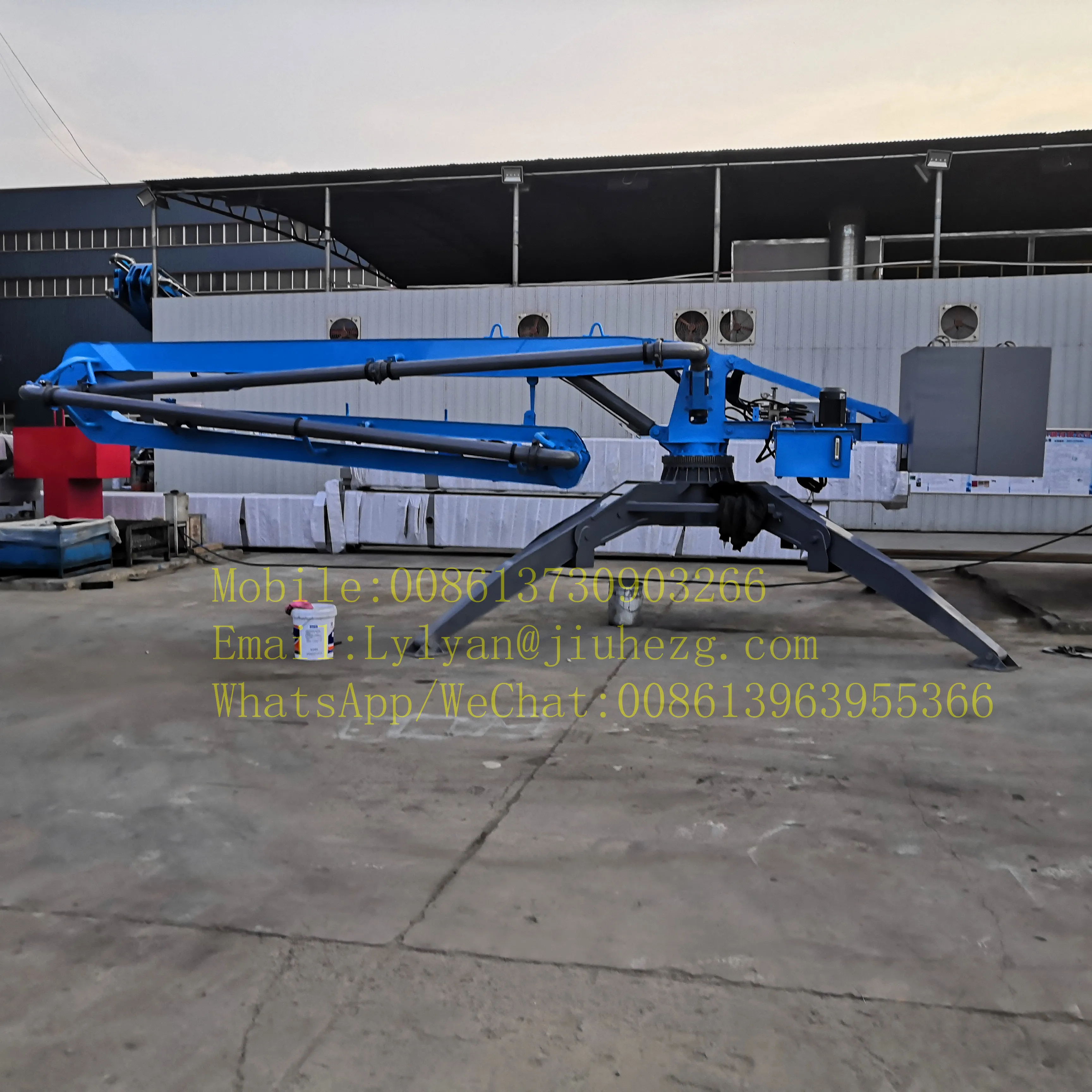 
cheaper price mobile concrete placing boom 