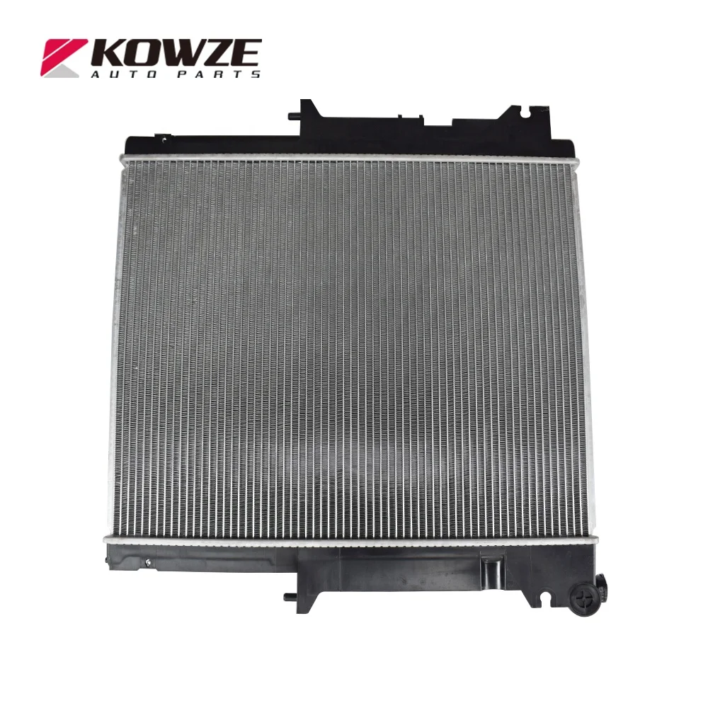 Car Radiator For Mitsubishi Pajero Sport II L200 Triton 4D56 MN135032