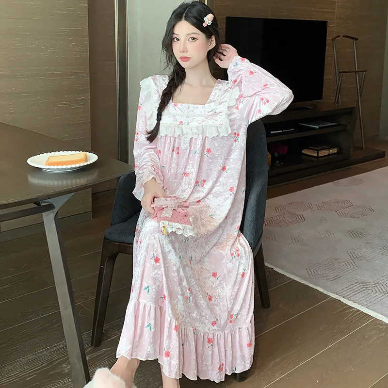 Hot Golden Velvet Square Neck Lace Night Dresses for Women Long Sleeve Autumn/Winter Home Clothes