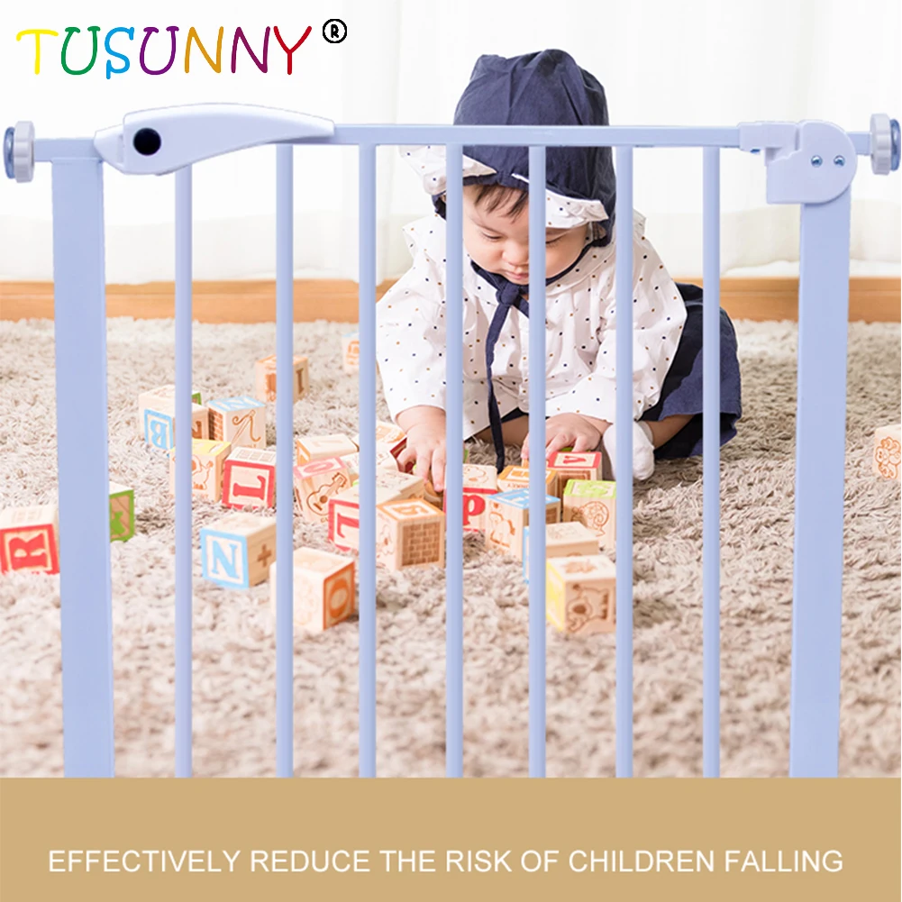 Metal Safety Door Adjustable Baby Gate Child Safety Gate for Stairs and Doorways