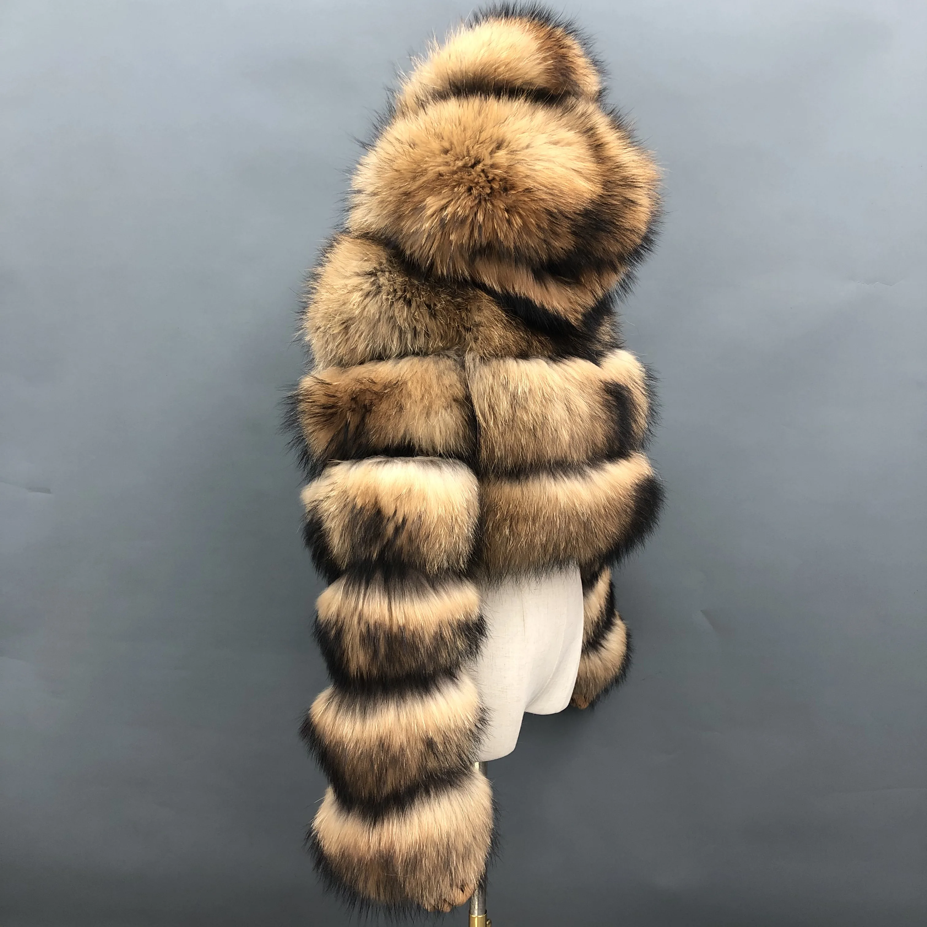 Elegant Breathable Free Logo Women Real Raccoon Fur Coats Wholesale