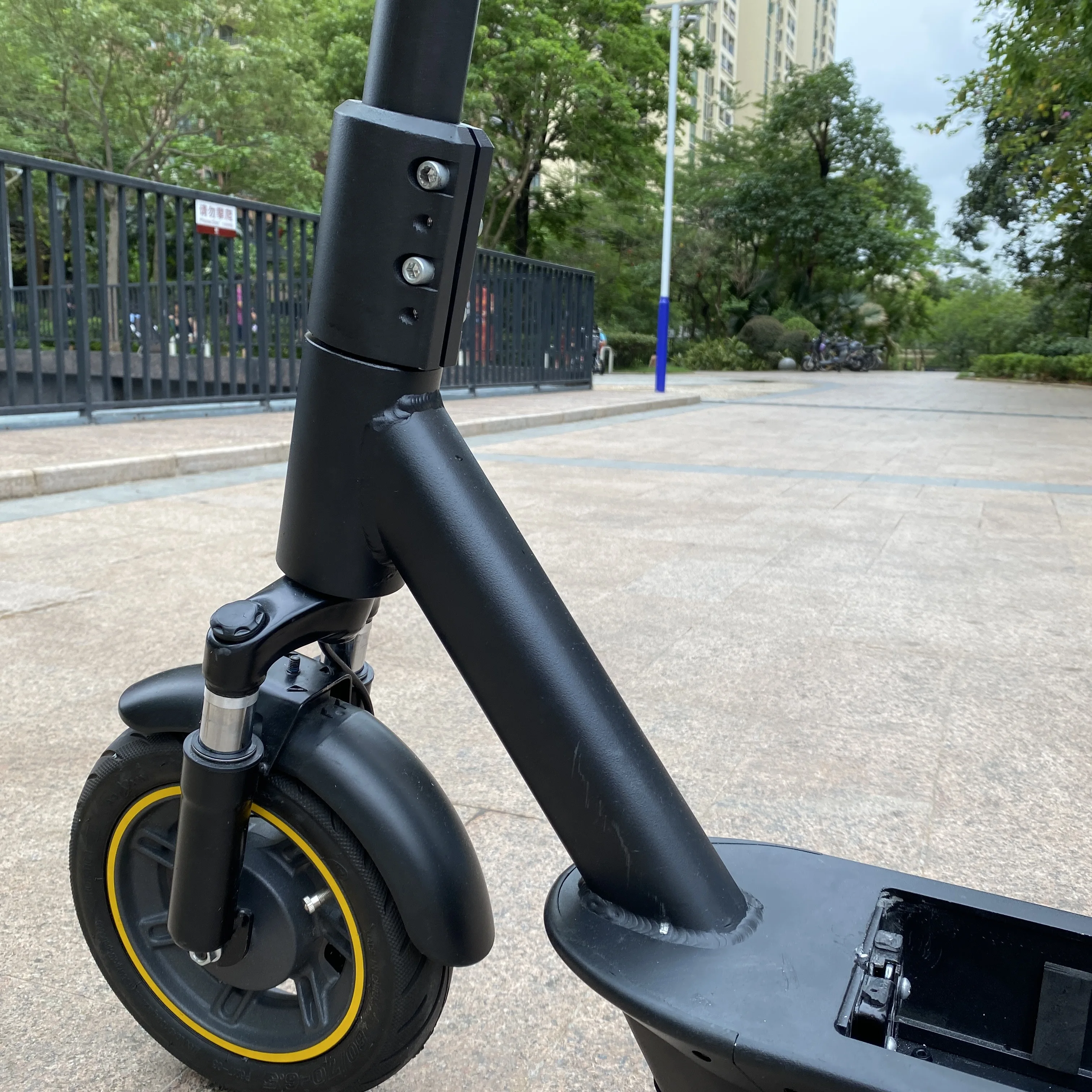 Rental with app function and GPS tracking IOT 500W electric scooter sharing