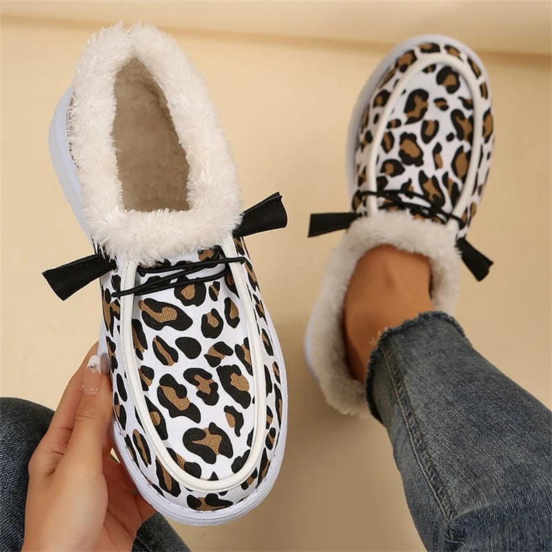 New Fashion Leopard Women Plimsolls Snow Boots Outdoor Plush Casual Shoes Canvas Sneakers Comfortable Cotton Shoes Loafers