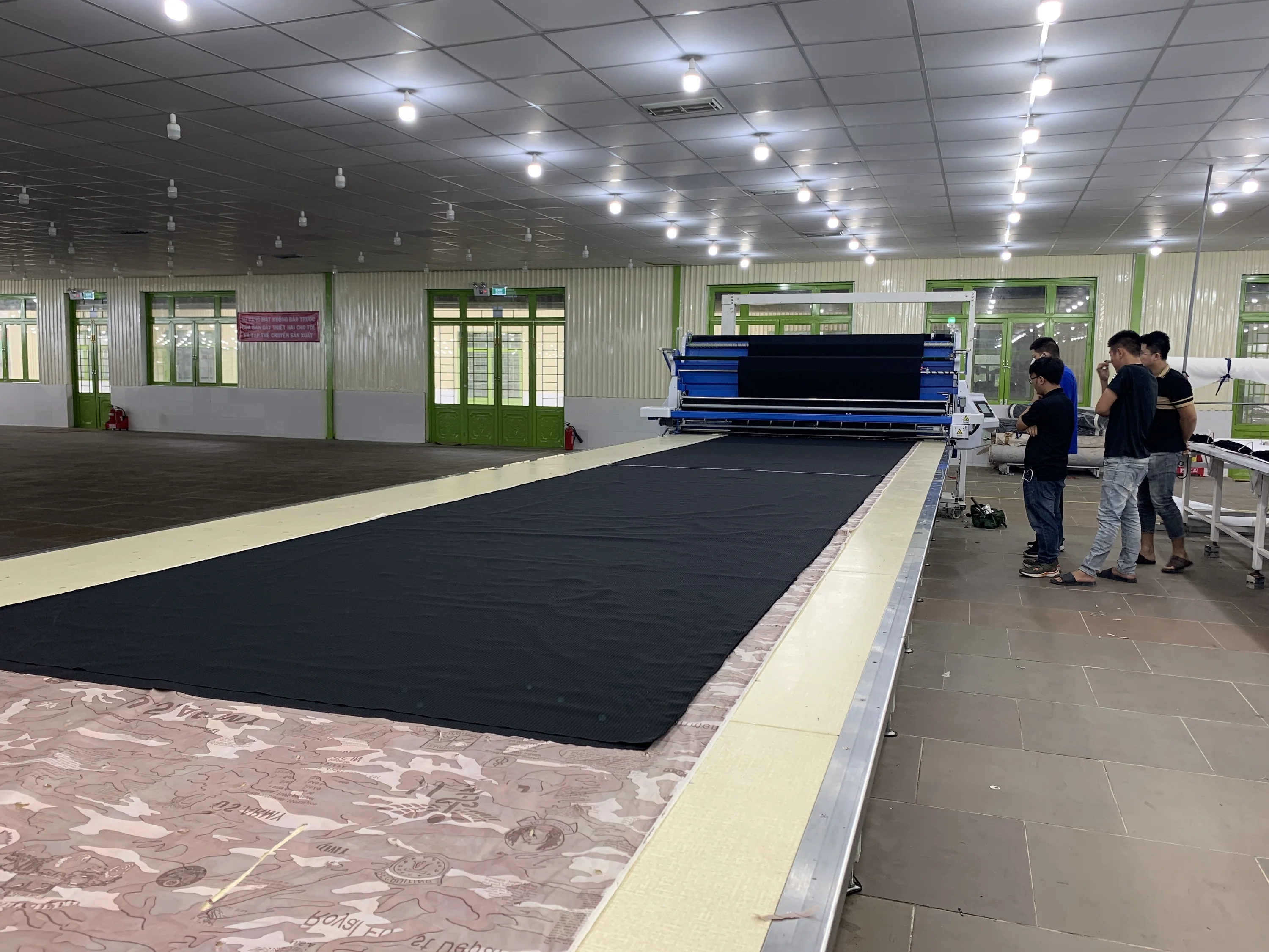 Automatic Knitted manual fabric spreader machine