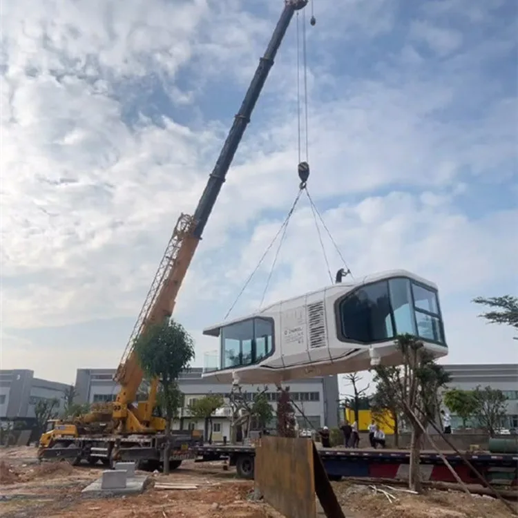 Customize Pre Fabricated Mobile Hotel Space Capsule House Modular Eco Container Capsule House for Sale
