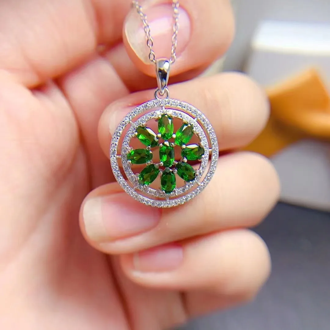 Fashion 2023 Silver Elegant Latest Model Trendy Double Plated Custom Name Natural Diopside Necklace