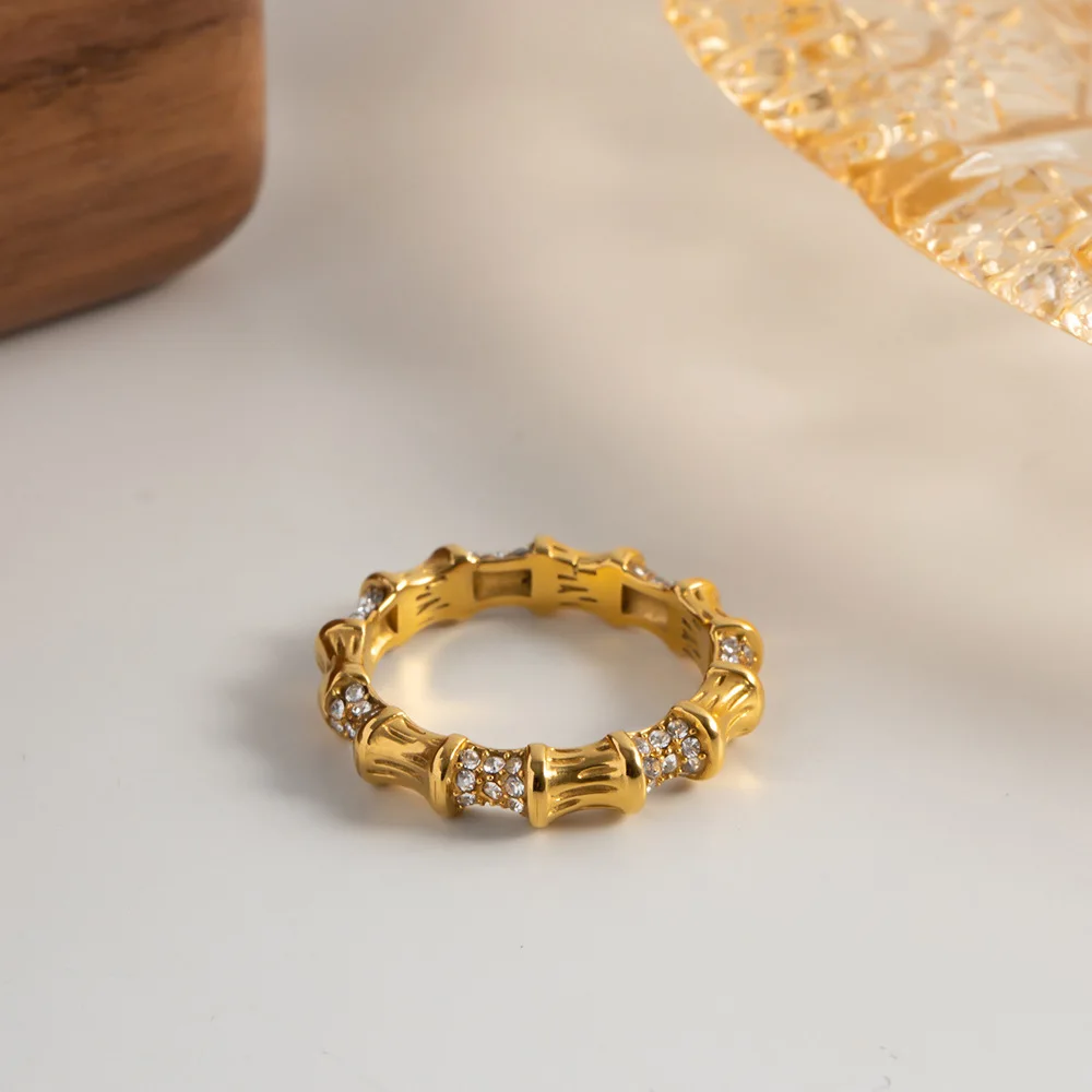 Wholesale Fashion 18k Gold Plated Elegant Zircon Ring Jewelry Stainless Steel Inlaid White Diamond Bamboo Rings