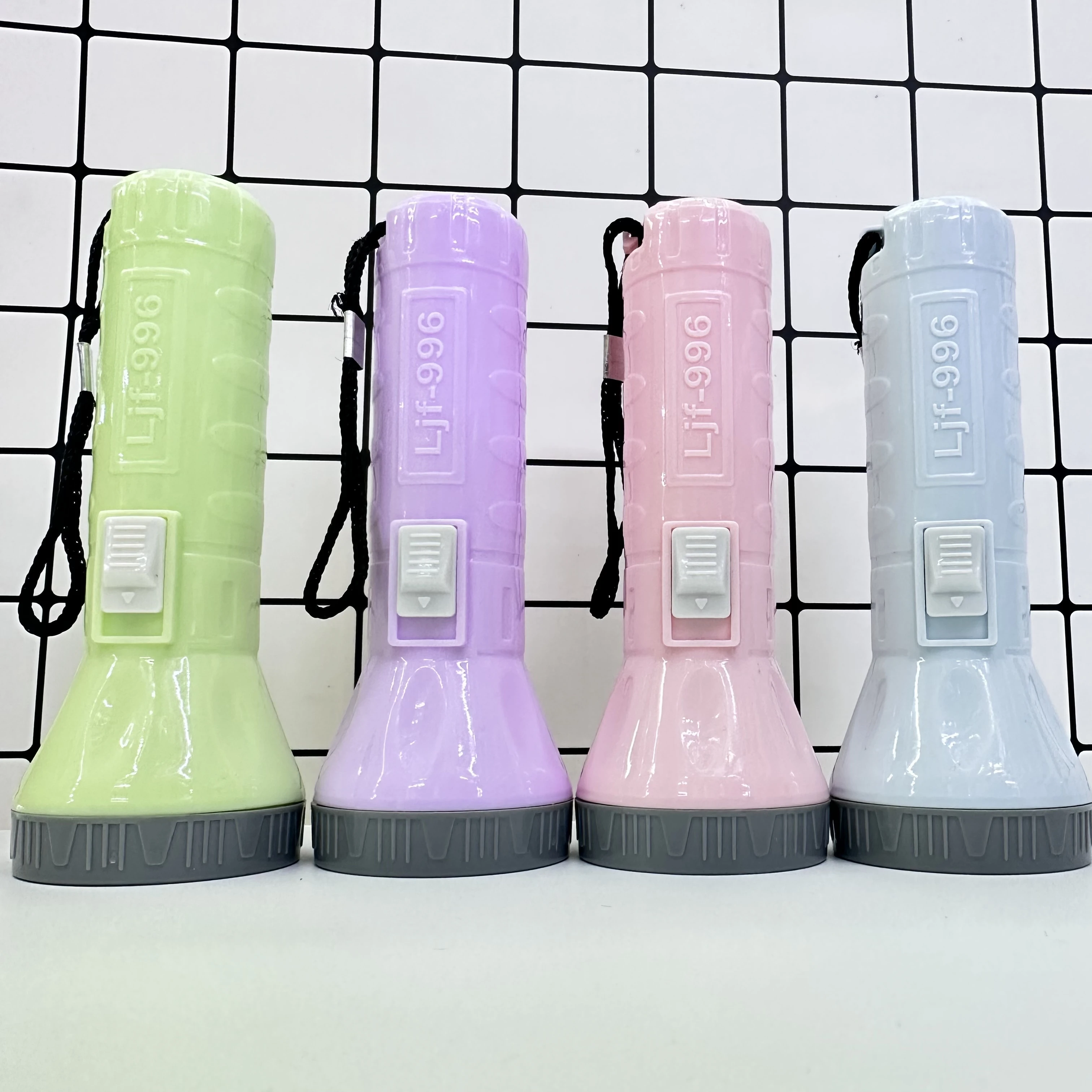 Latest Products Mini Size Portable Outdoor Fashion Style Multi Color Emergency Lighting Led Flashlight