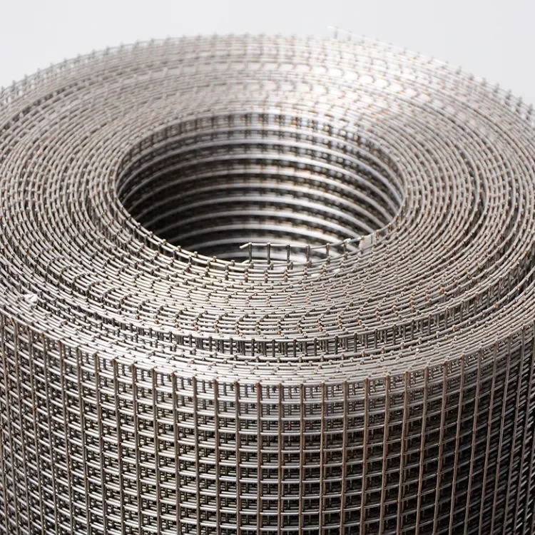 2X3 2X4 4X4  30M Length Welded Monkey Iron Wire Mesh Rolls Fence Poultry Iron Chicken Wire Mesh Net