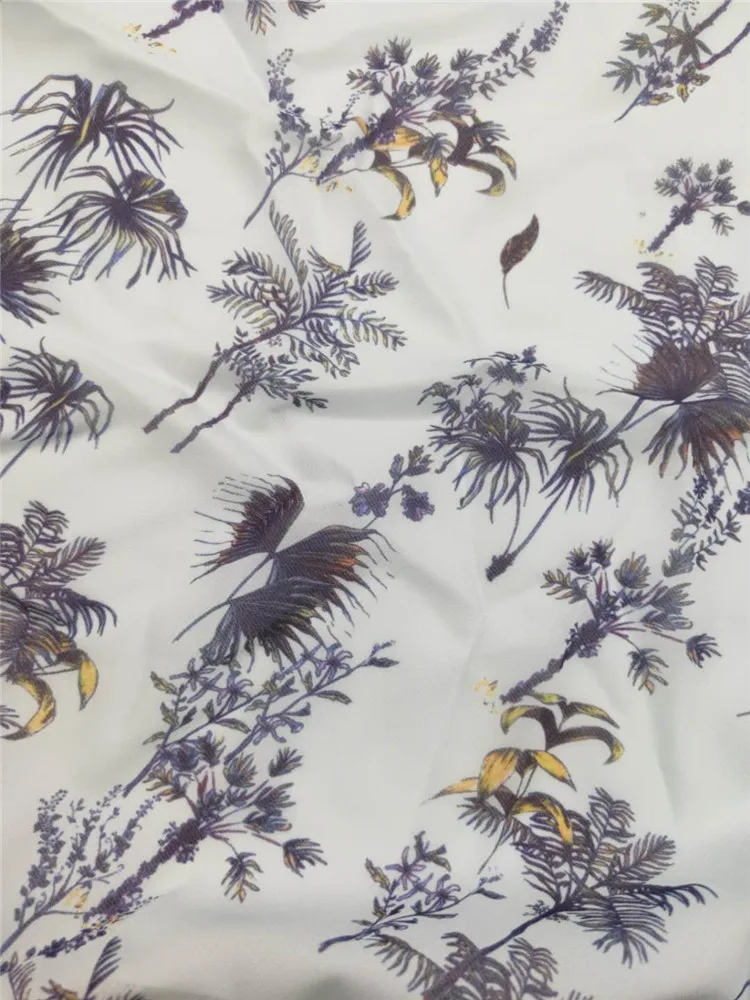 
Top quality silky-like handfeeling ,polyester fabrics and digital printing for dress and shirts 