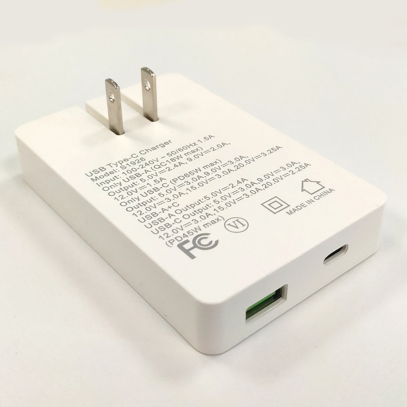 Новое поступление 2020 65 Вт PD USB Type C Сетевое зарядное устройство с несколькими портами для Macbook