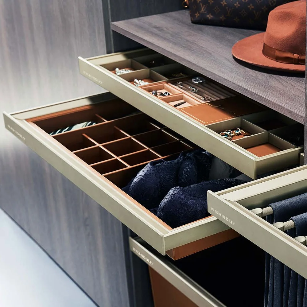 Flat Pack Simple Bedroom Glass Door Wardrobe