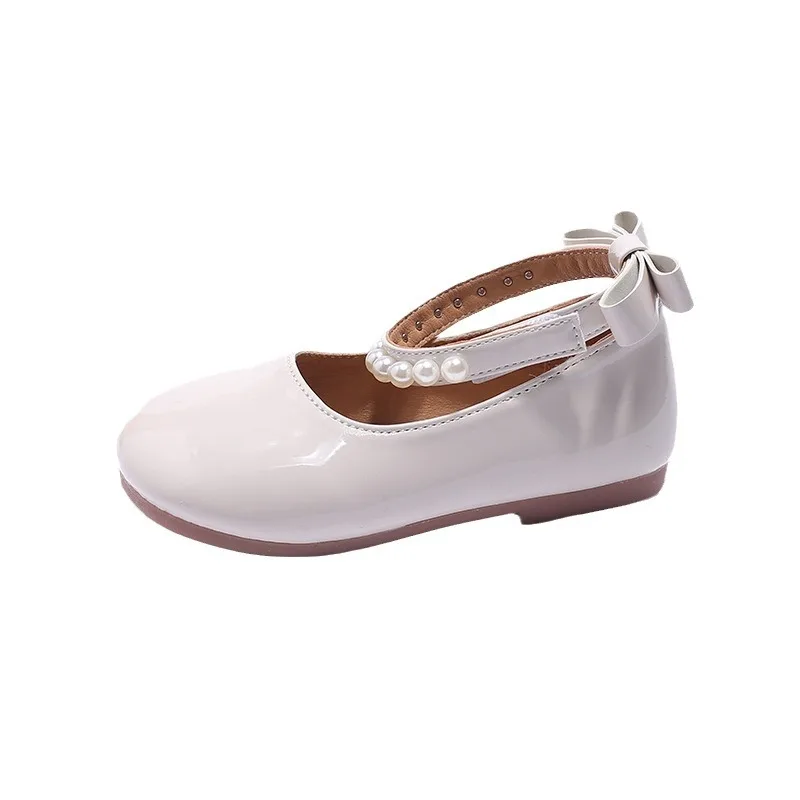 Детская обувь из лакированной кожи