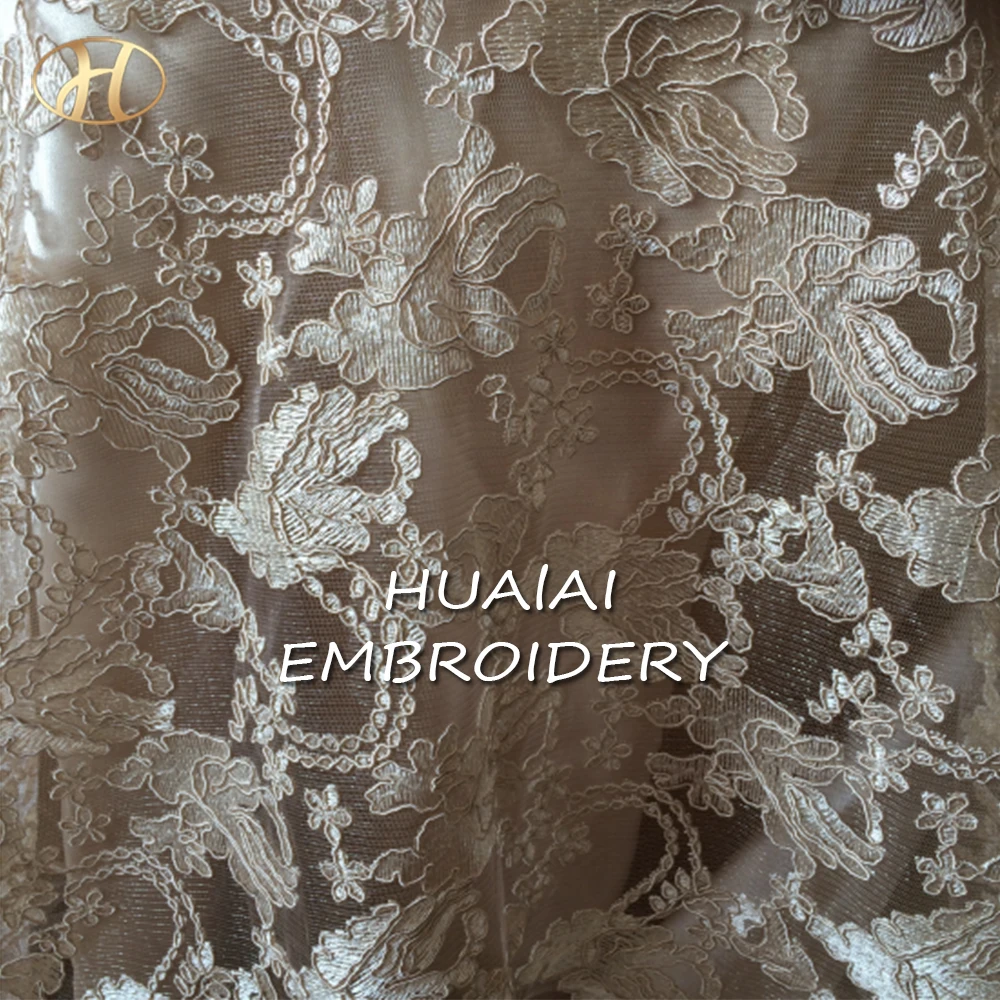 
READY 132 INCH ROUND luxury champagne TABLE OVERLAY CLOTH EMBROIDERY ON MESH FOR WEDDING AND PARTY 