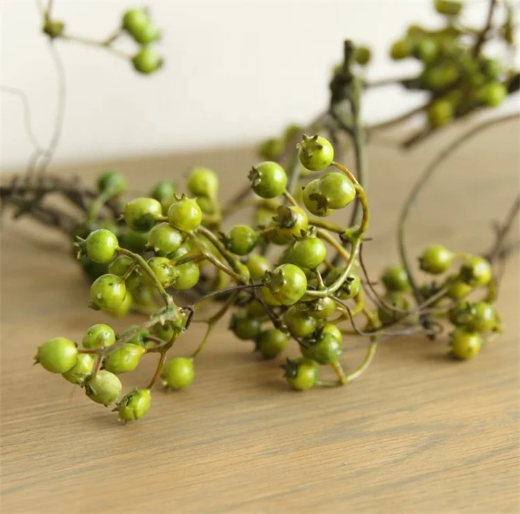 Z-3250  2M Artificial PU Foam Cane Fruit Green Vine Plants for Wedding Decoration