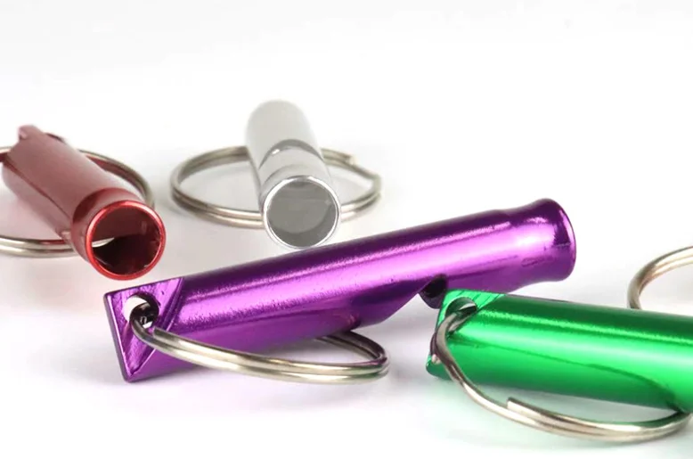 2021 new  Whistles for dogs Survival Aluminum Whistle with Black Blue Red Purple Green Key Chain Whistle