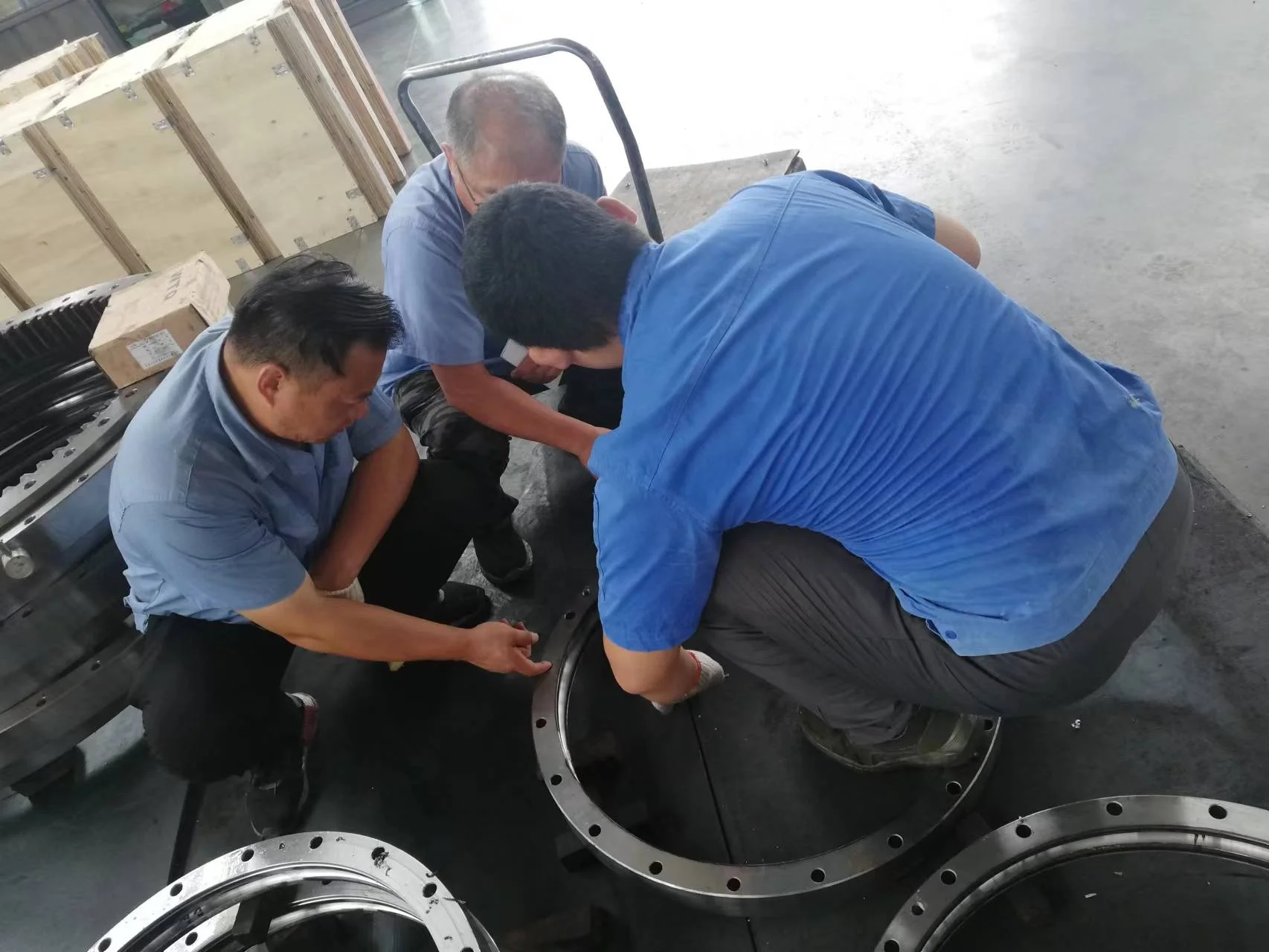 Crossed Roller Bearing  for Excavator and Turntable Ball Bearing Slewing Rings