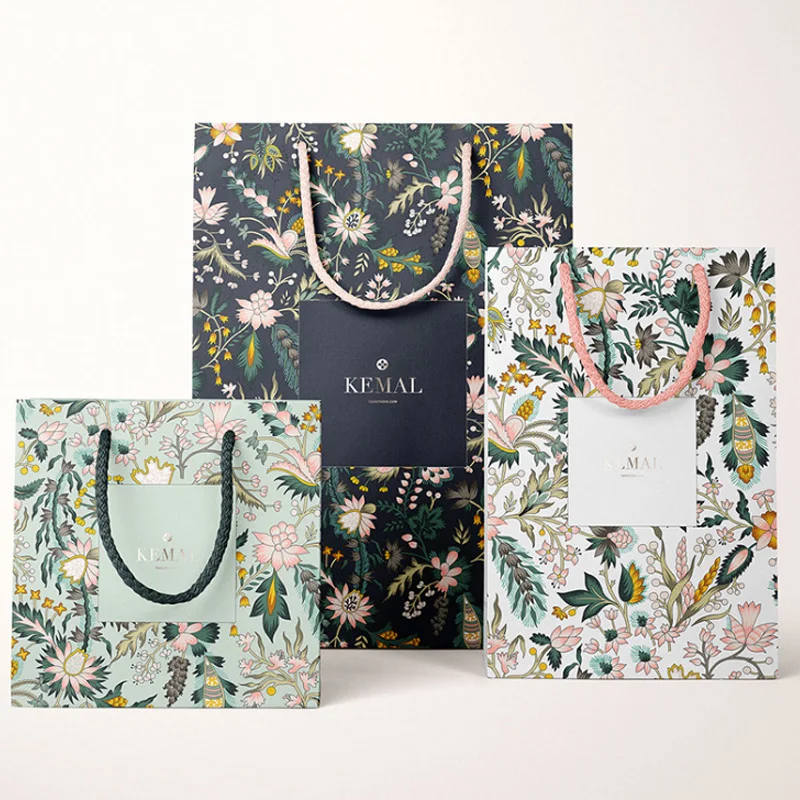 ECO friendly Wholesale custom logo flowers shoe clothing kraft paper bag with own logo