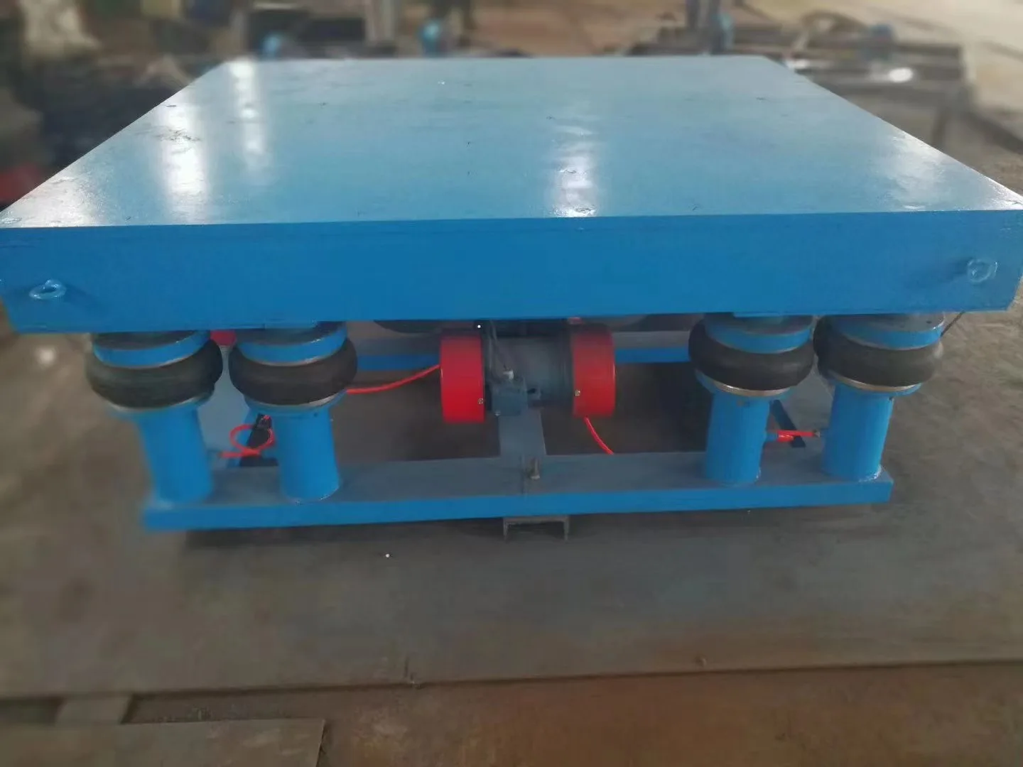 Customized High Quality Concrete Vibrator Cement Vibration Table