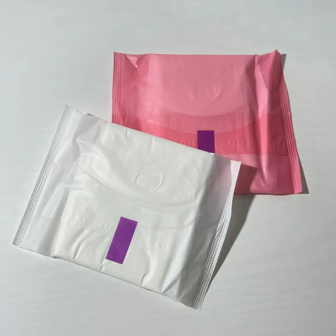 Manufactory Direct Sale of Sanitary Napkins Sanitary Pads Super Absorbent Disposable Ultra Thin Cotton for Women Menstrual Lady