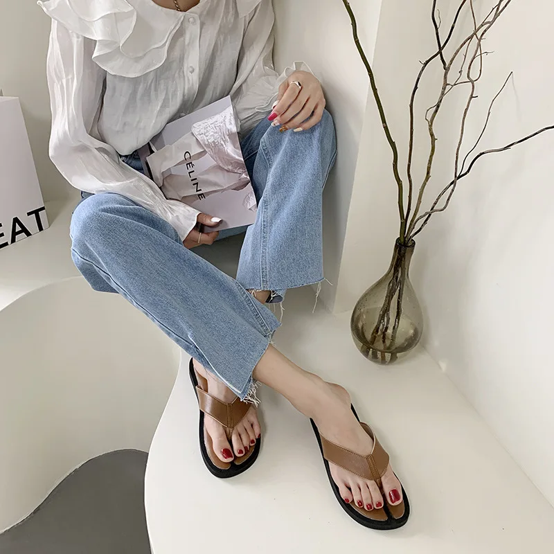 Hot sale explosion Wholesale 2022 summer ins trend beach casual small fragrance  flip-flops slippers women