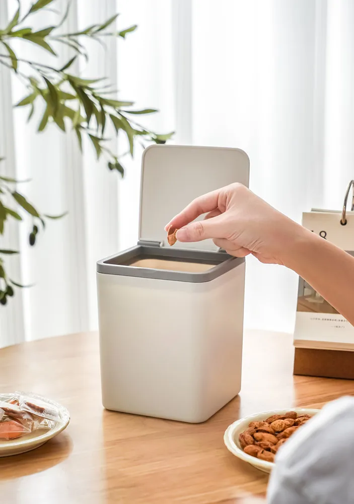 Mini Desktop Trash Can with Lid Small Garbage Can for Countertop Dressing Table Plastic Storage Bin Waste Bin