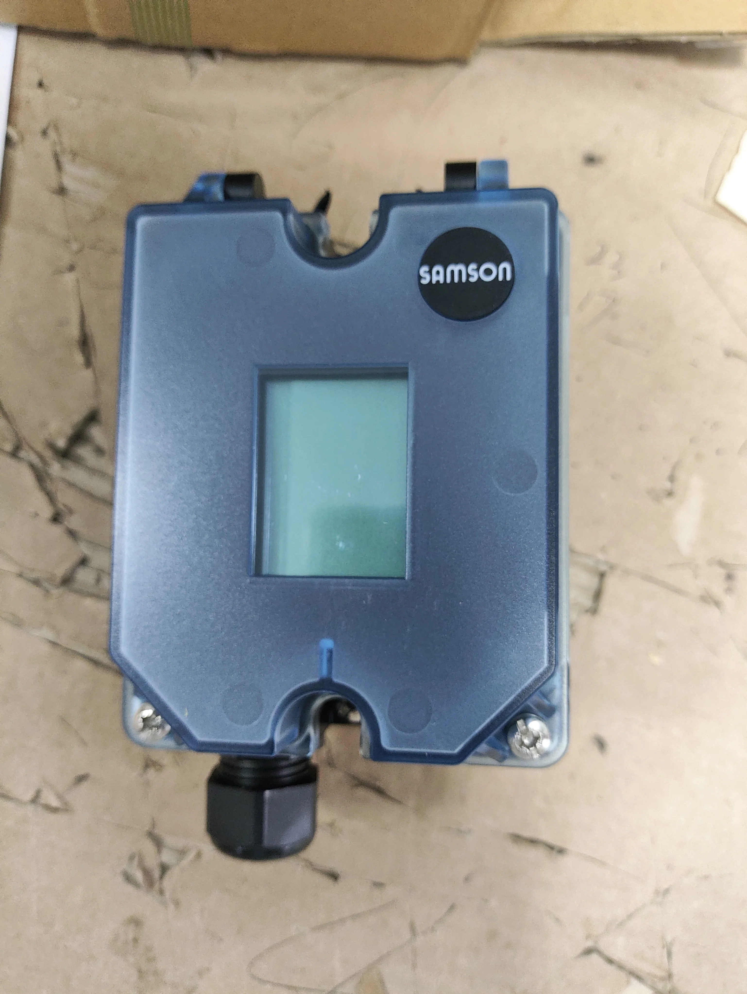 Позиционер клапана Samson 3730-31001000-40000000 Новый и оригинальный