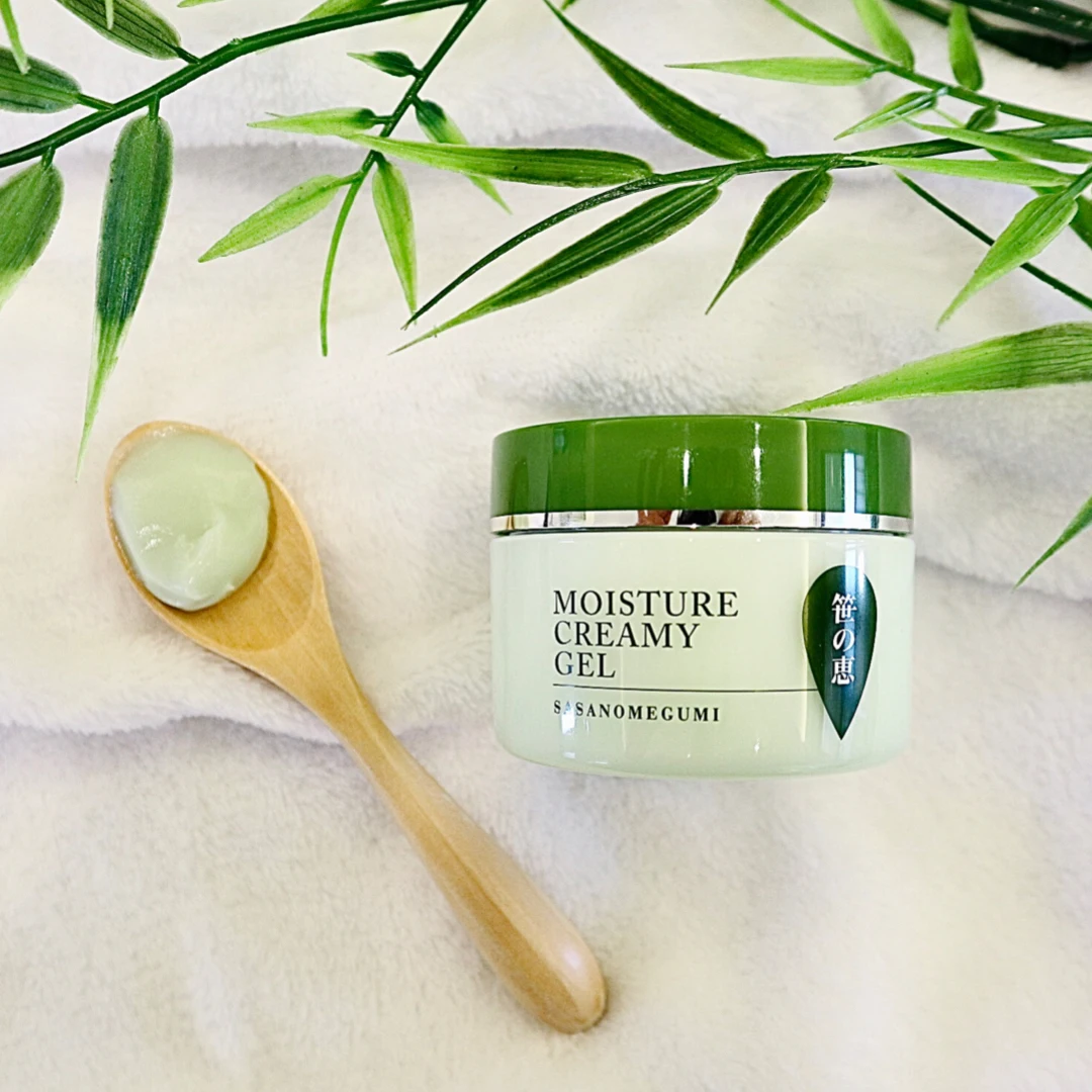 Cosmetic Facial Anti Aging Cream For Sensitive Skin And Dry Skin