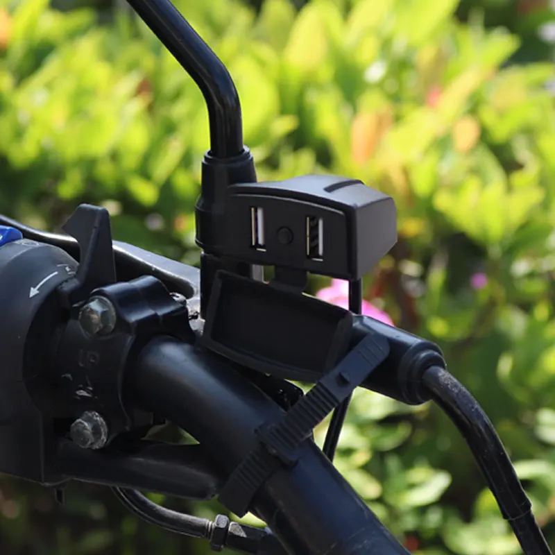 2021 New Accessories Motorbike 3A Quick Charging 12 -24V Motorcycle Dual USB Waterproof Phone