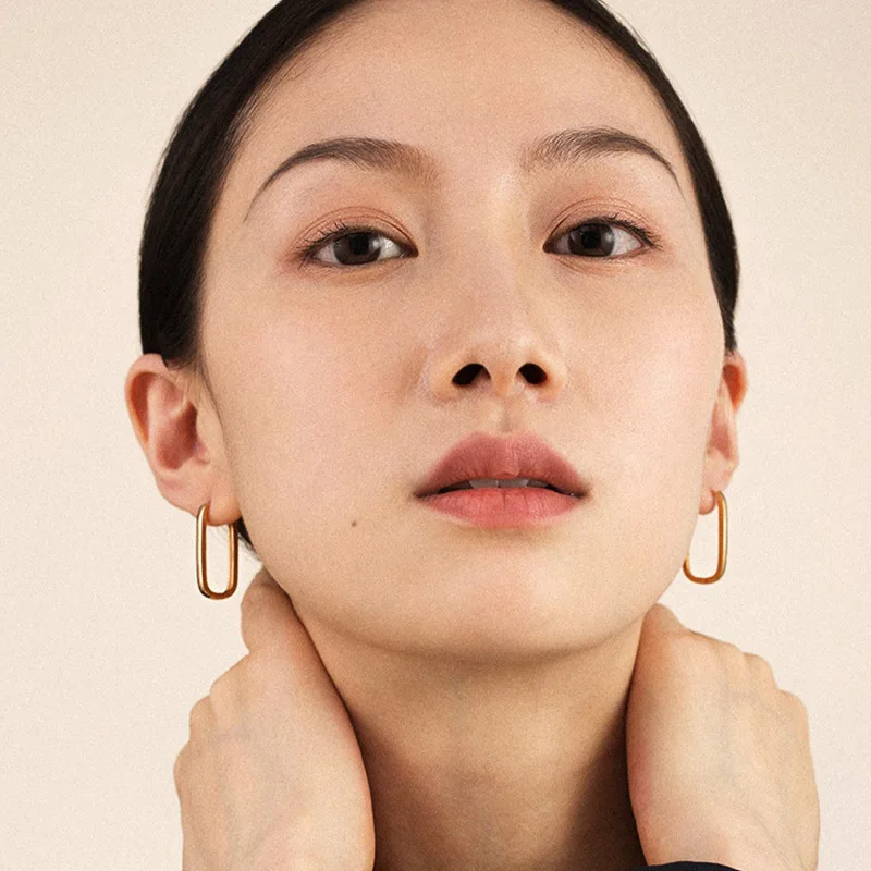 Fashion Simple 18k Gold Plated Stainless Steel Geometric U Shape Hoop Earrings For