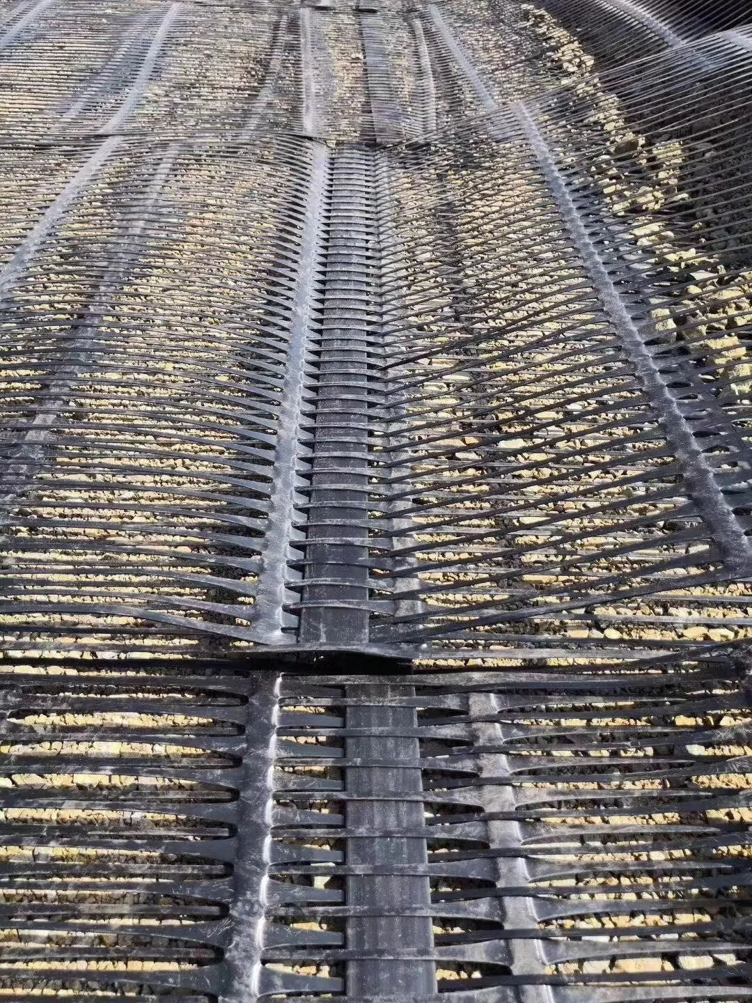 HDPE/PP Uniaxial Geogrid for roadbed reinforcement 25KN