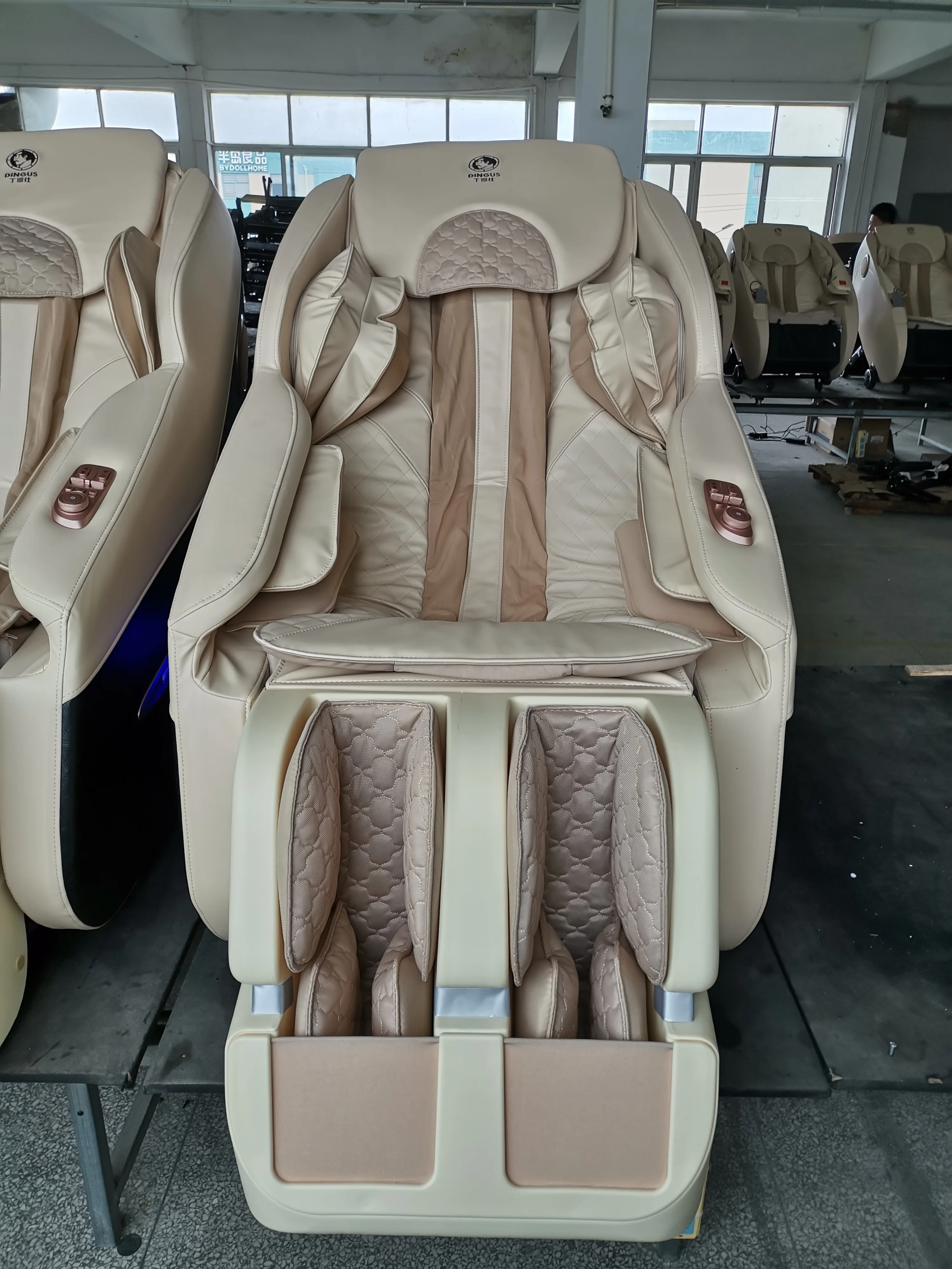TL-Y08-R best selling High Quality full body  4d Luxury 3d full body massage chair massage chair price