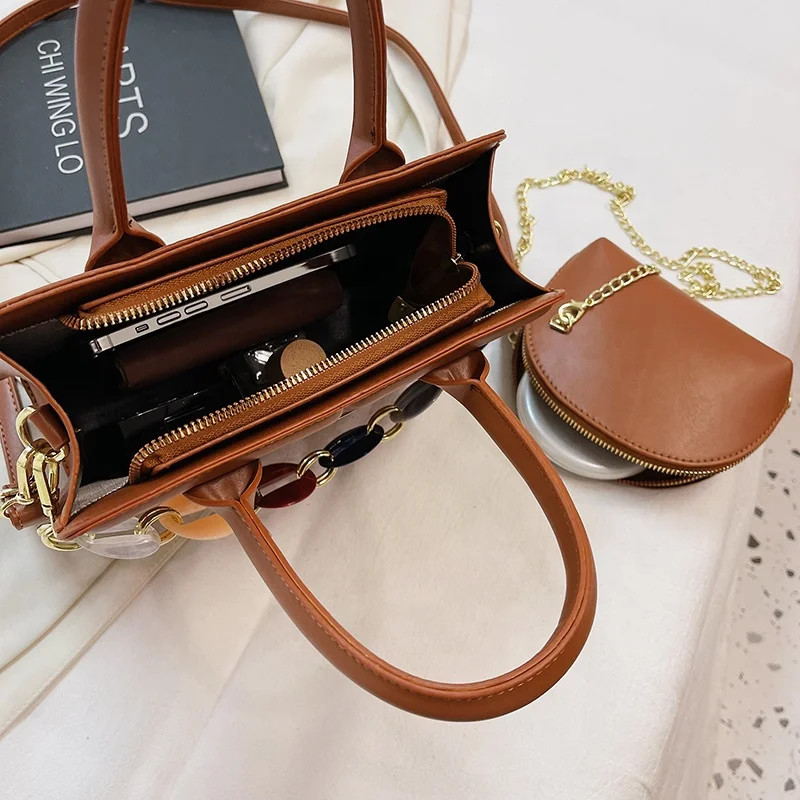 2023 New Design 2 Pieces Set Acrylic Chain Fashion Small Ladies Small Tote Hanad Bags Women Purses And Handbags