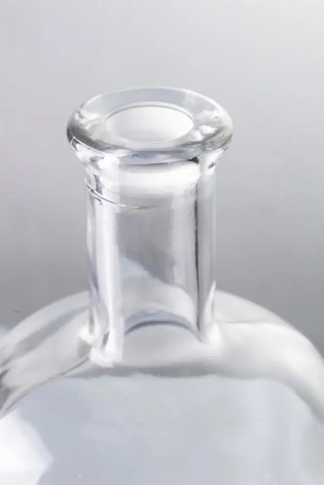 Wholesale glass juniper amber 750ml empty wine bottles with seal caps for vodka liquor