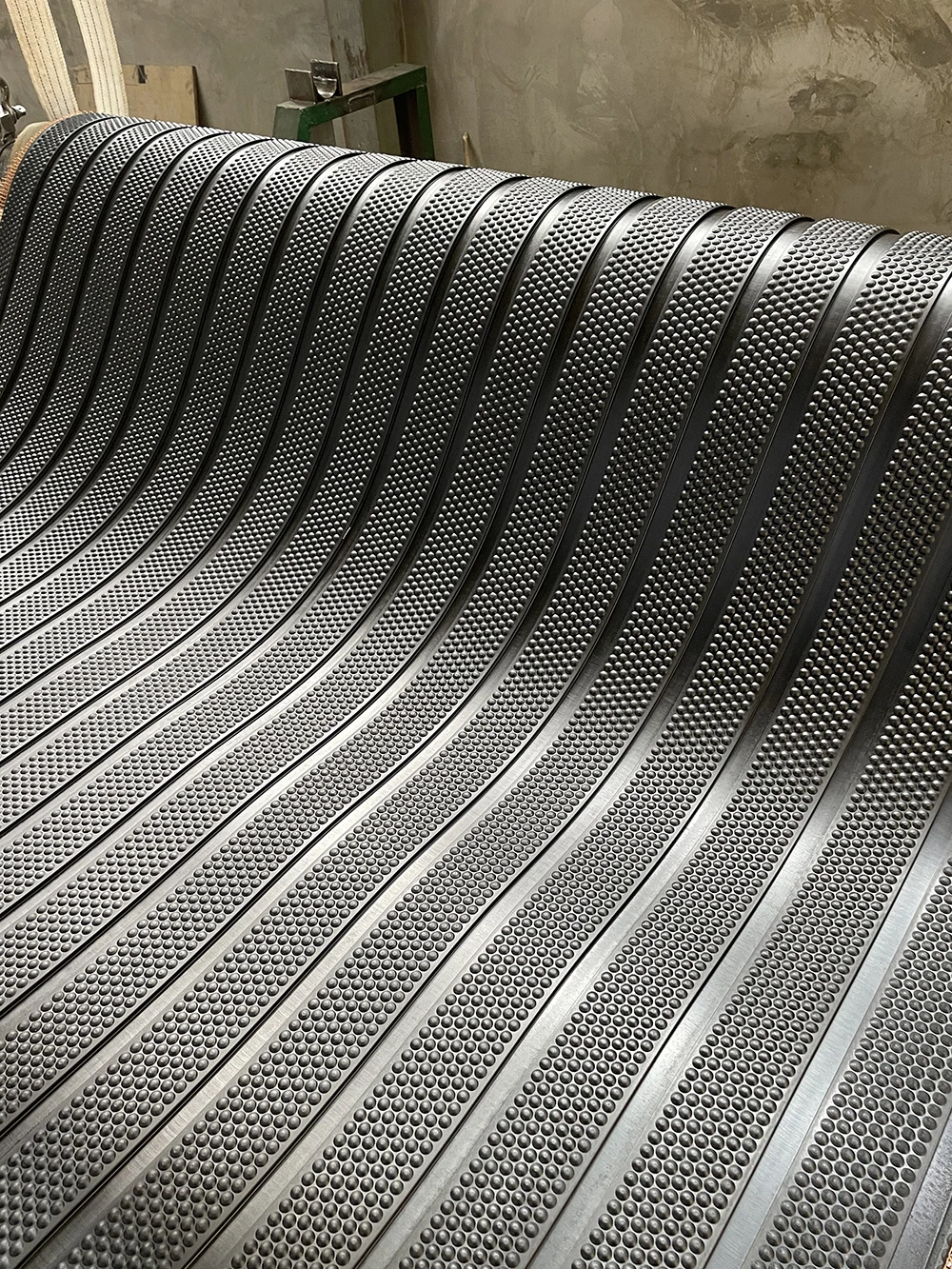 rubber cattle mats for cow, horse stall / pig farm / stable animals / equestrian rubber floor mat