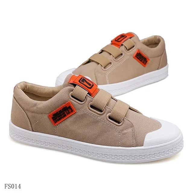 Wholesale lightweight canvas flat lazy outdoor casual men shoes