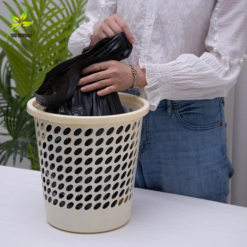100l Eco Friendly Wholesale Cornstarch Custom Black 100% Biodegradable Compostable Plastic Garbage Bags On roll