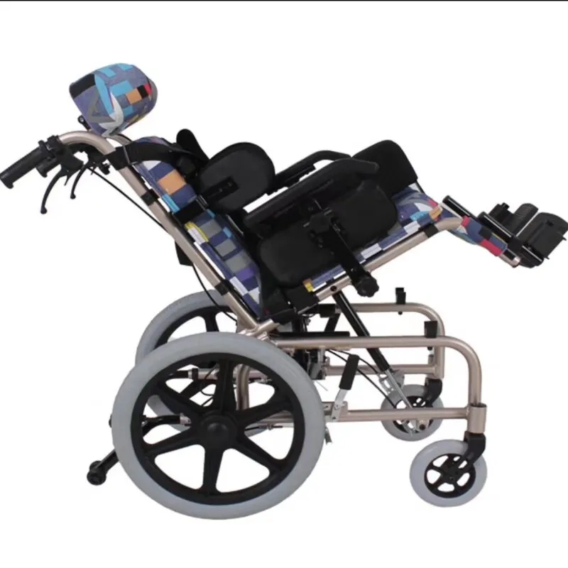 Детская коляска с церебральным параличом