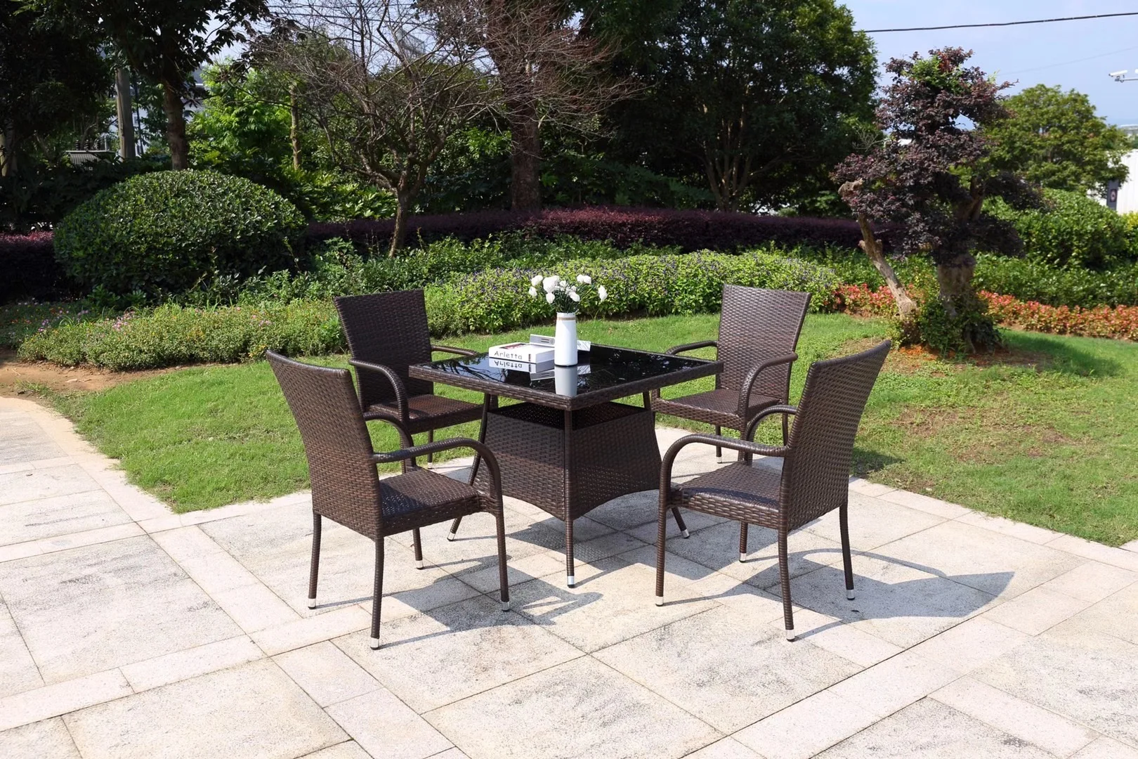 hot sale outdoor garden rattan round  table and chair for relax