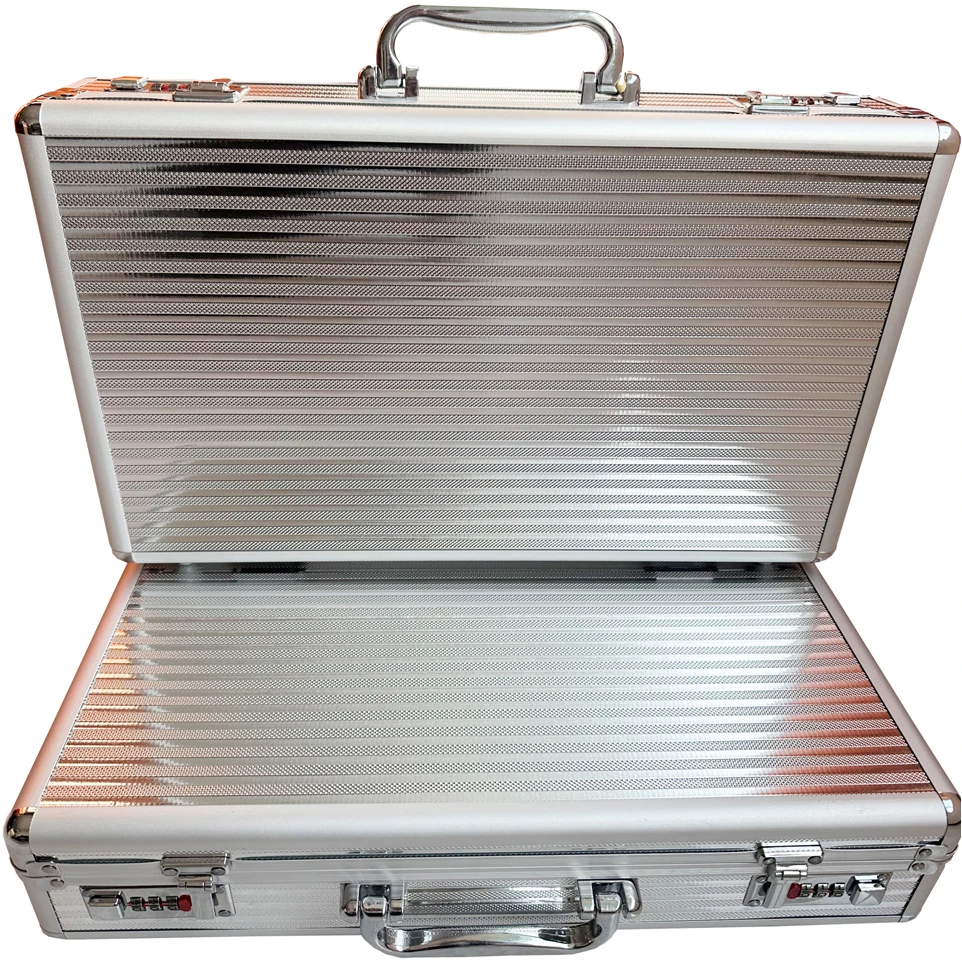 2024 New Design Red Aluminum Briefcase With Size 450*330*100mm With Stronger Handle .