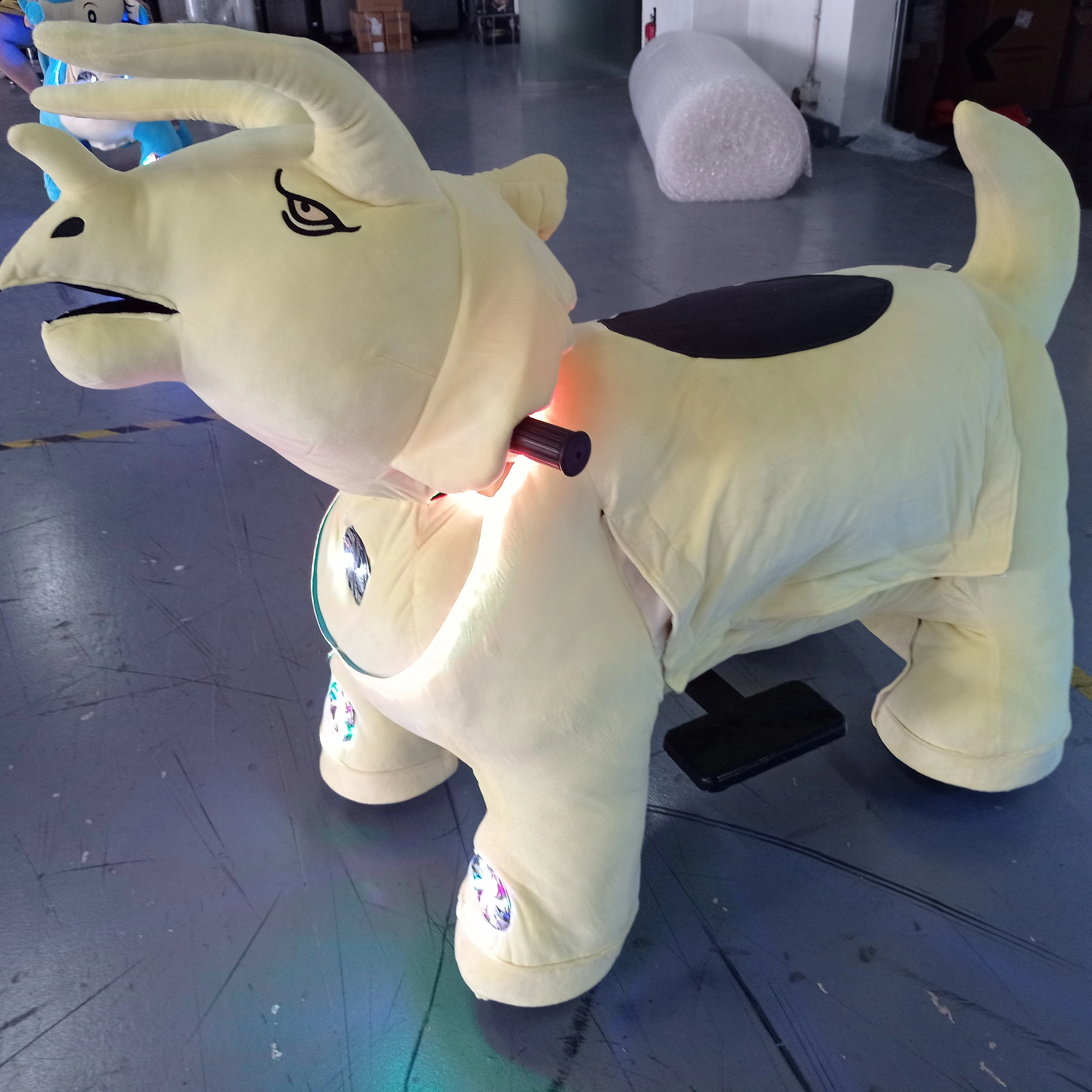 Battery Coin-operated Machine Electronic Zoo Walking Rider Animals Plush