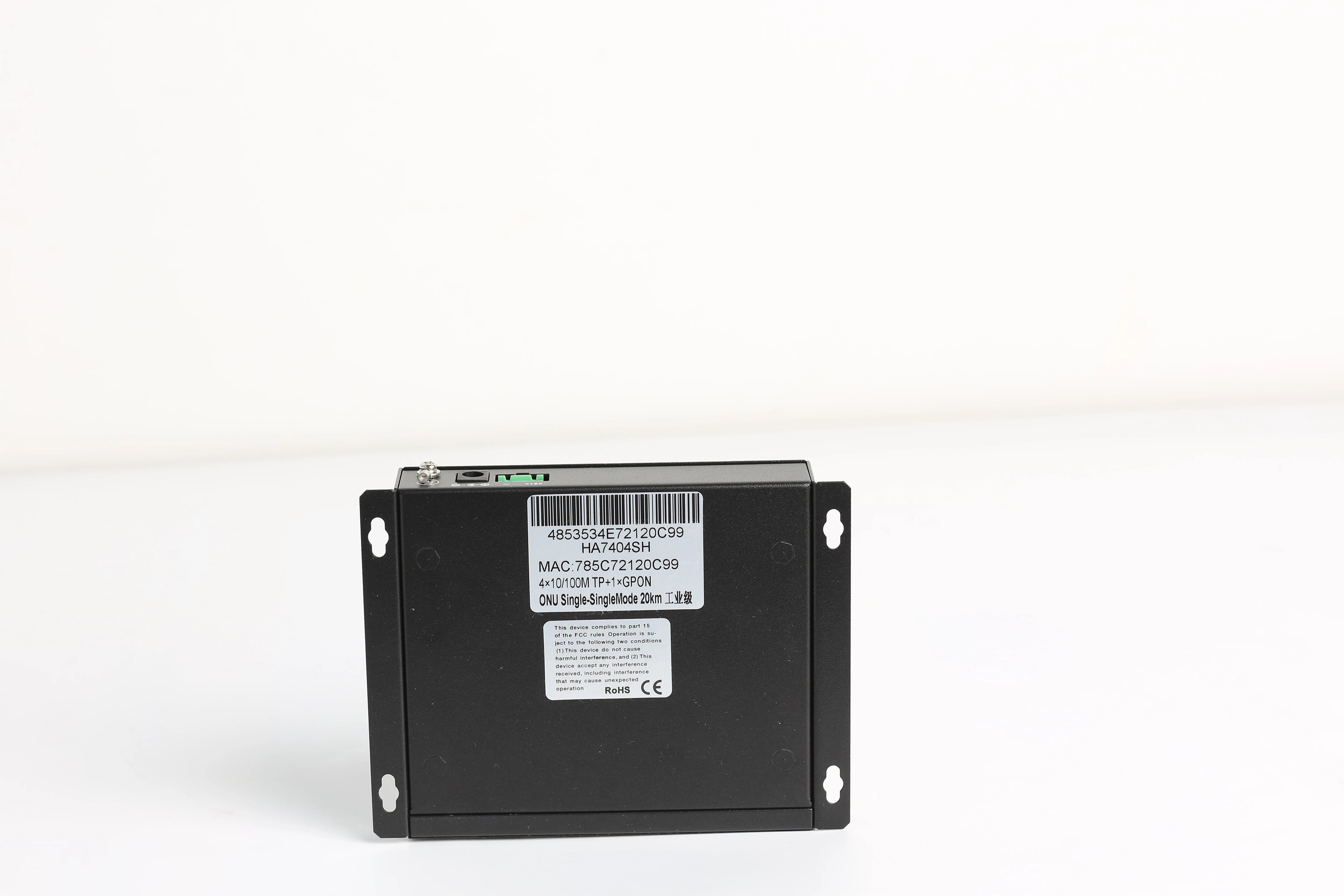 HiOSO GPON ONT has high quality wall mounted metal housing, supports GPON and EPON OLT provides 4 ports 100M RJ45 Ethernet ports
