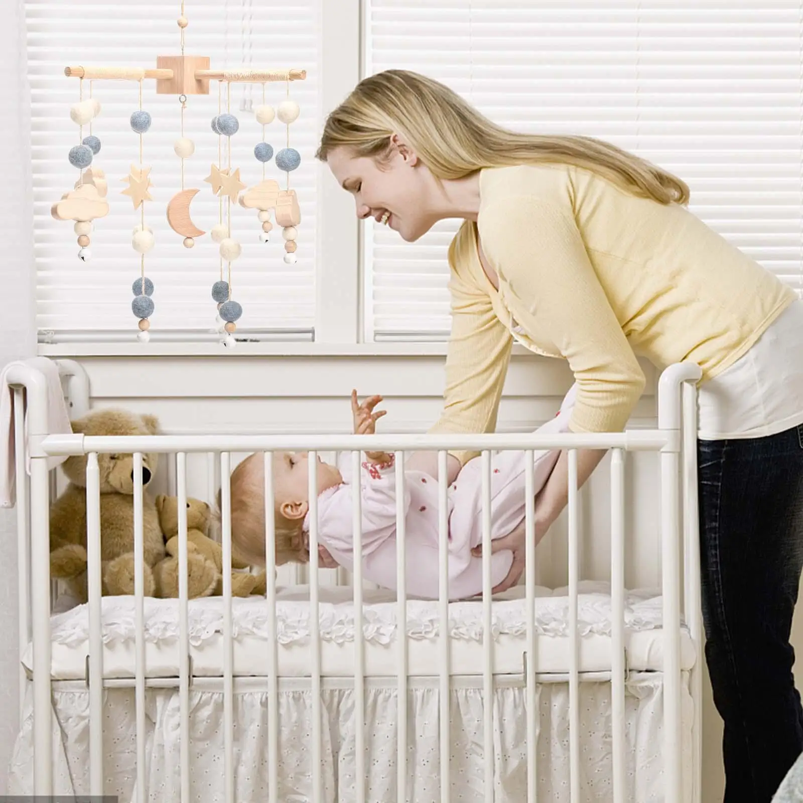 Hand-made Natural Beech Felt Baby Crib Mobile Toy Set Stars and Moon Bedbells in a Variety of Colors for Baby Crib Mobile