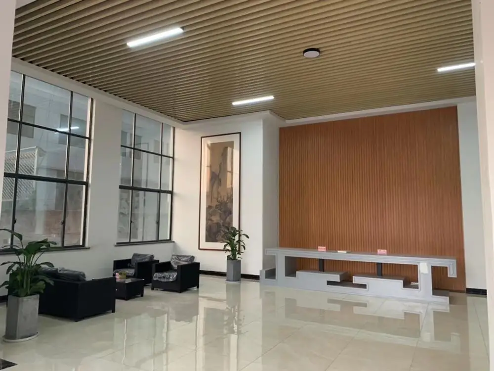 
Conveying Chain Lubrication High Temperature Chain Saw Oil 