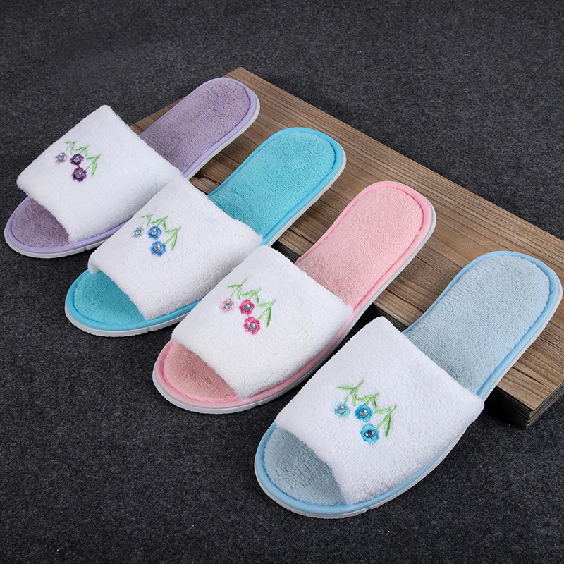 Factory  Price Custom Embroidery Pattern Terry Cloth Women Flower Disposable Hotel Slippers