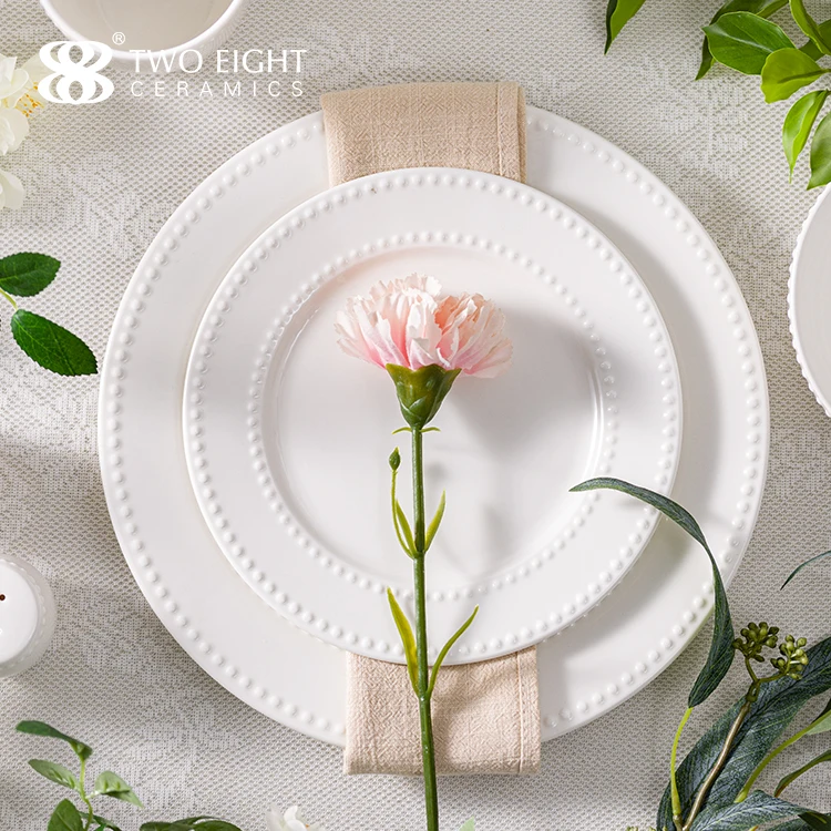 Luxury Bone China Embossing White Bulk Ceramic With Bead Dinner Charger Plate Dishes for Party Hotel Wedding Bowl Cup Dinner Set