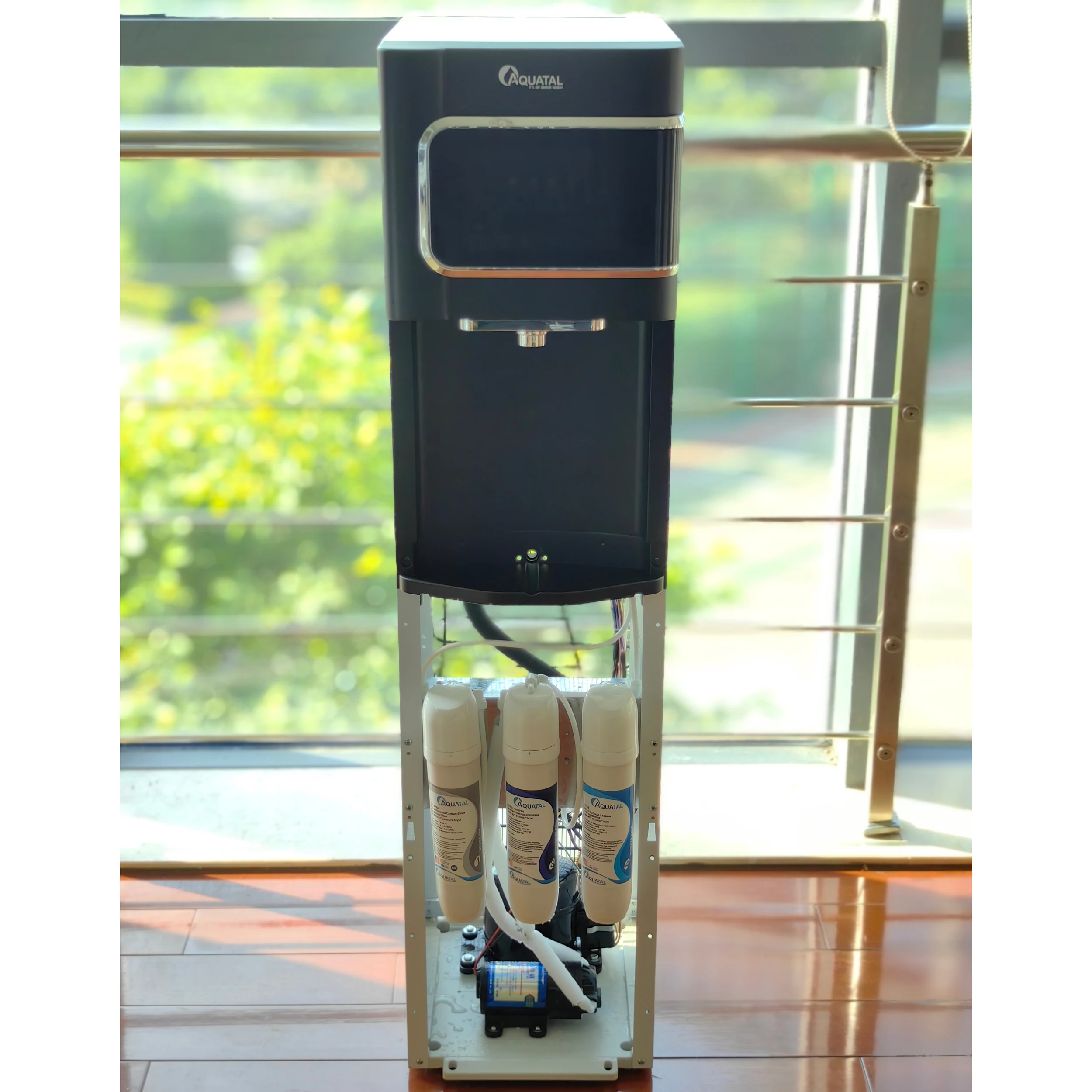 Freestanding Digital Display Water Dispenser Simple Touch Screen Controls Purifier Offering Hot Cold Ambient Warm Water