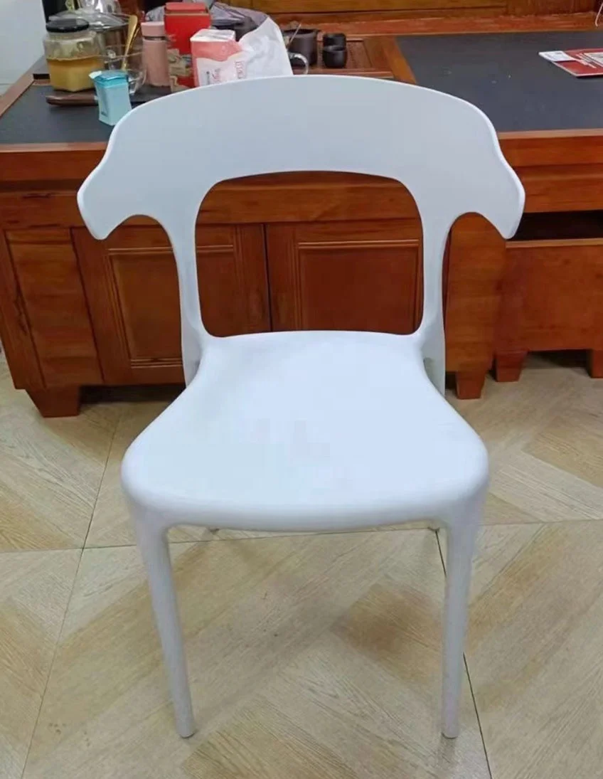 Direct factory supply affordable Hotel event wedding banquet restaurant bar dining stack plastic chairs